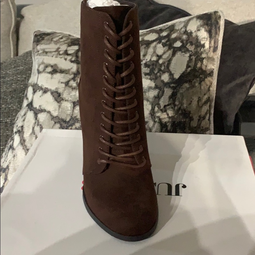 Boots - Picture 2 of 5